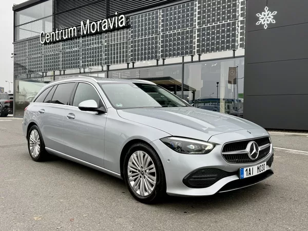Mercedes-Benz Třídy C 220 d 4MATIC kombi