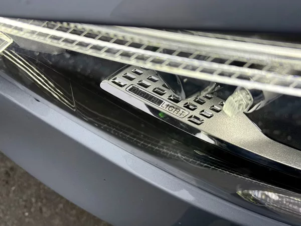 Mercedes-Benz Třídy C 220 d 4MATIC kombi - foto 36