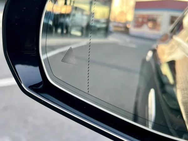 Mercedes-Benz Třídy E 220 d 4MATIC Linie AMG - foto 26