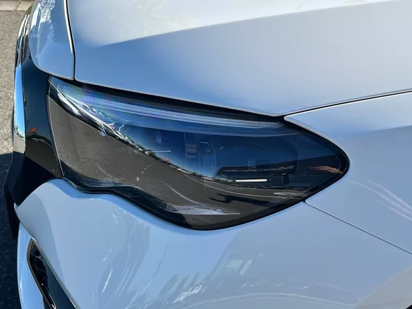 Mercedes-Benz Třídy E 300 de 4MATIC kombi s EQ - foto 10
