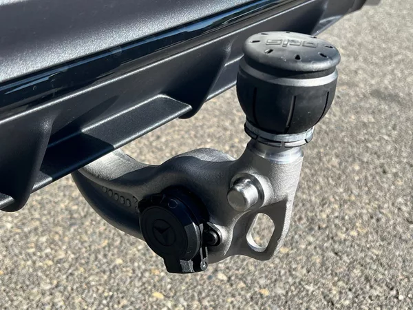 Mercedes-Benz Třídy E 300 de 4MATIC kombi s EQ - foto 15