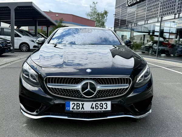 Mercedes-Benz Třídy S 500 4MATIC kupé - foto 2