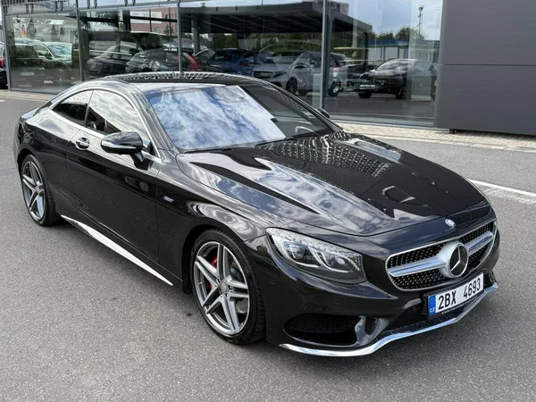 Mercedes-Benz Třídy S 500 4MATIC kupé - foto 45