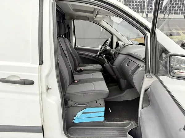 Mercedes-Benz Vito 110 CDI - foto 22