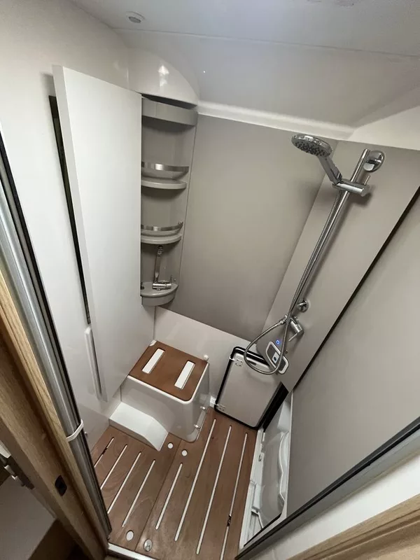 Niesmann+Bischoff iSmove 6.9Q - foto 17