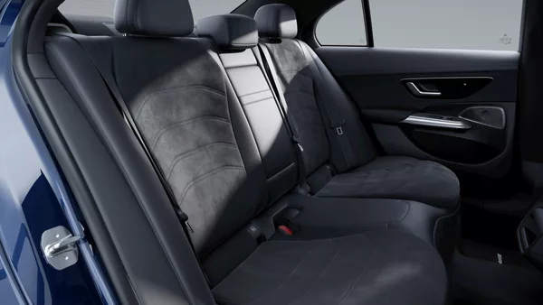 Mercedes-Benz Třídy E 220 d 4MATIC Edition 140 Years - foto 9