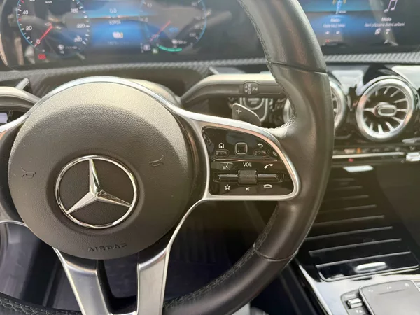 Mercedes-Benz CLA 250 e - foto 23