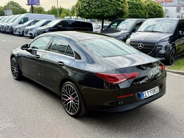 Mercedes-Benz CLA 250 e - foto 37