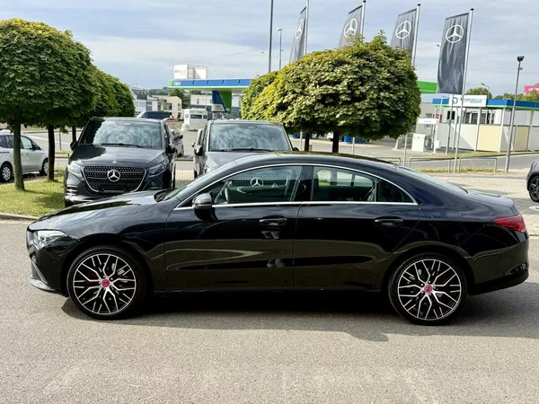 Mercedes-Benz CLA 250 e - foto 5