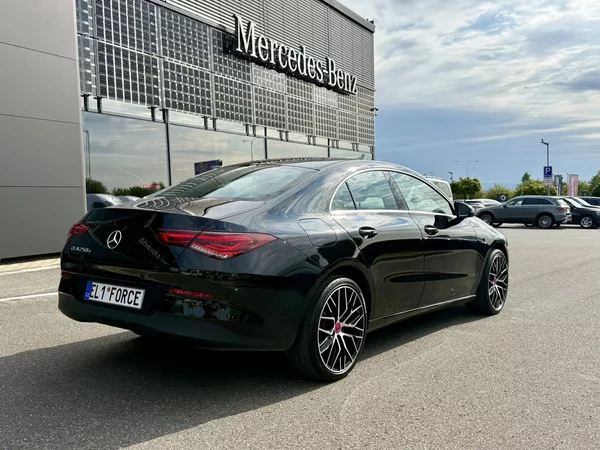 Mercedes-Benz CLA 250 e - foto 8