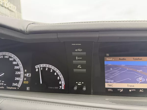 Mercedes-Benz CL 500 4MATIC - foto 32