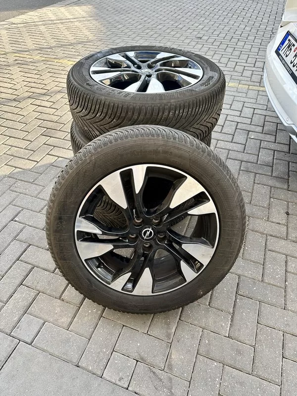 Opel Grandland ULTIMATE 1,2 Turbo AT8 - foto 26