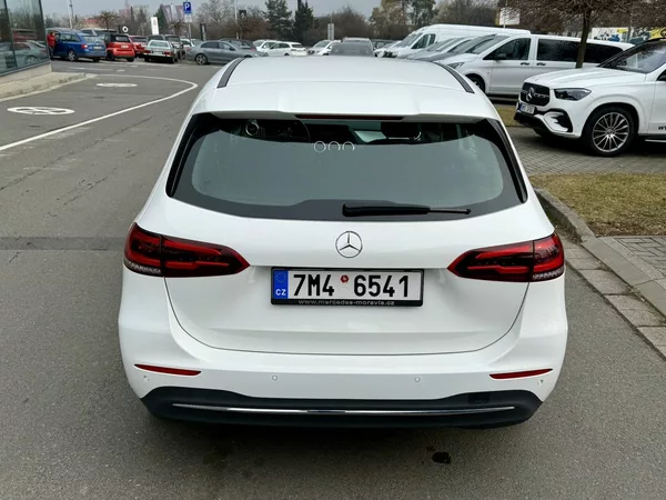 Mercedes-Benz Třídy B 180 d - foto 12