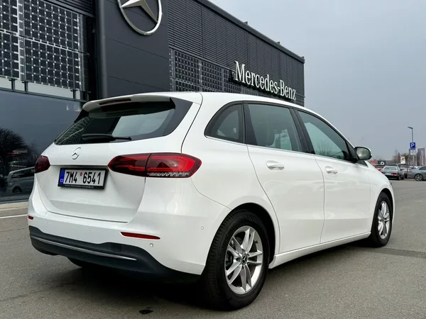 Mercedes-Benz Třídy B 180 d - foto 14