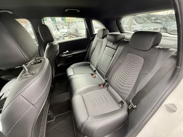 Mercedes-Benz Třídy B 180 d - foto 18