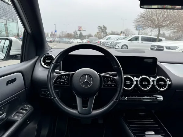 Mercedes-Benz Třídy B 180 d - foto 22