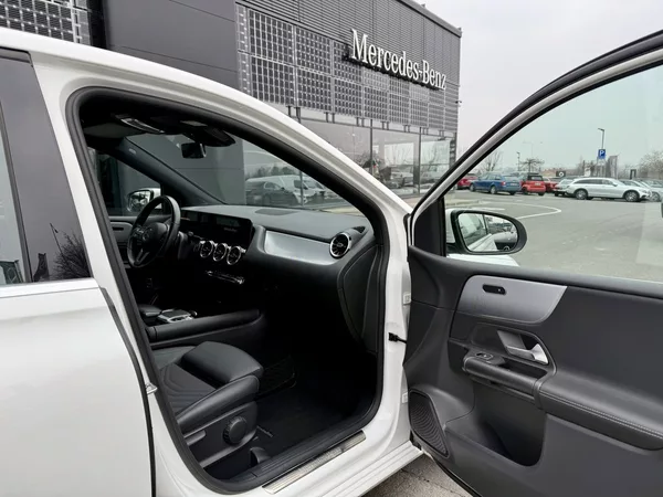 Mercedes-Benz Třídy B 180 d - foto 33