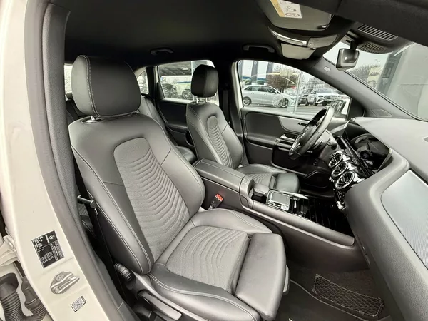 Mercedes-Benz Třídy B 180 d - foto 35