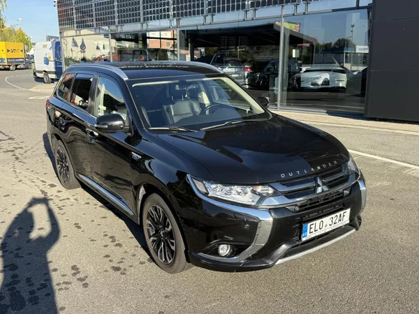 Mitsubishi Outlander - foto 34