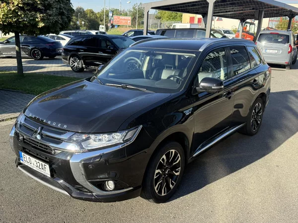 Mitsubishi Outlander - foto 35