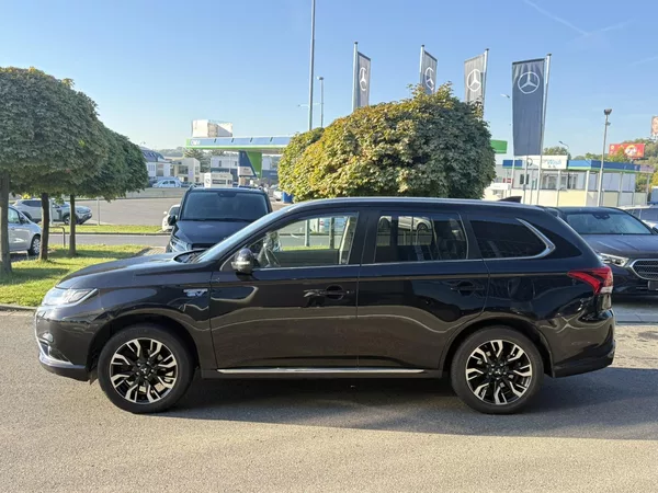 Mitsubishi Outlander - foto 5