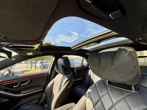 Mercedes-Benz Třídy S - foto 33