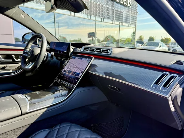 Mercedes-Benz Třídy S - foto 50