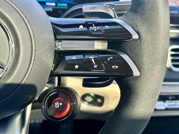 Mercedes-Benz GLE 63 AMGs 4Matic+ - foto 21