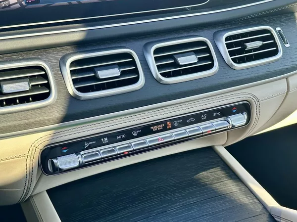Mercedes-Benz GLE 63 AMGs 4Matic+ - foto 25