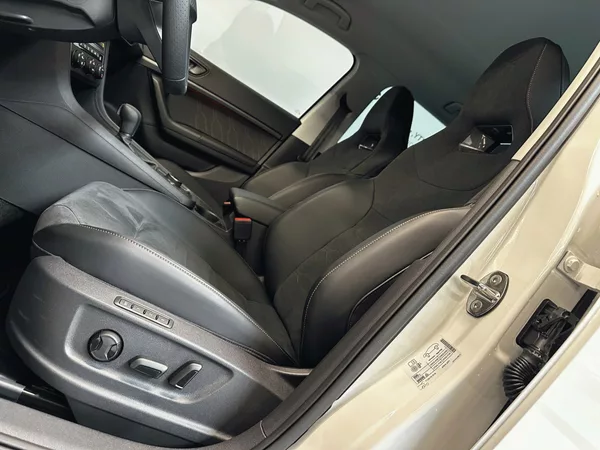 Cupra Ateca 1.5 TSI 150k DSG - foto 11