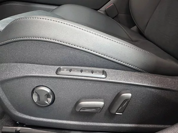 Cupra Formentor VZ 2.0 TSI 333k 4WD *HD MTRX*I - foto 12