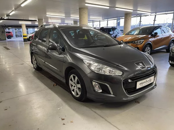 Peugeot 308 1.6 VTi, 88kW, ČR - foto 4