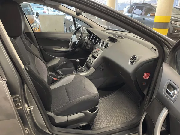 Peugeot 308 1.6 VTi, 88kW, ČR - foto 9