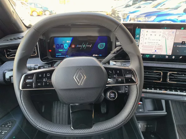 Renault 4 E-TECH Techno 150 k comfort range - foto 12