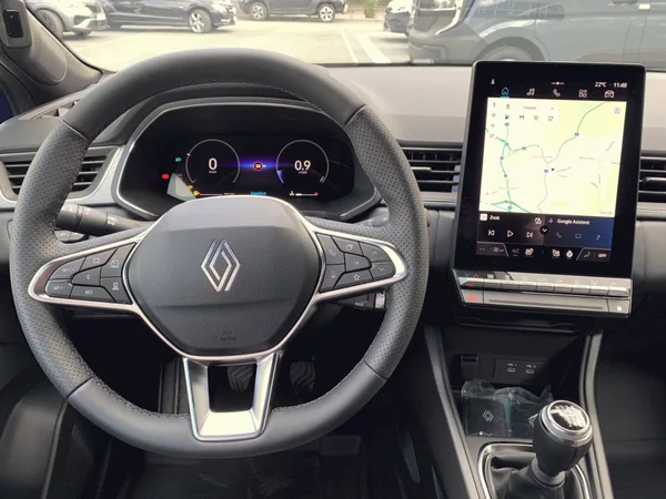 Renault Captur Techno TCe 115 - foto 10