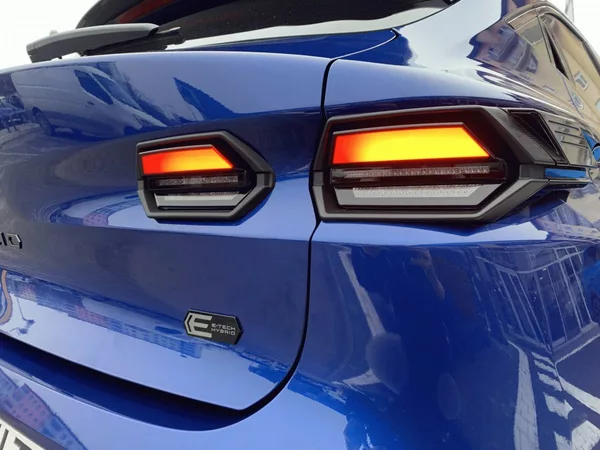 Renault Clio esprit Alpine full hybrid E-Te - foto 6