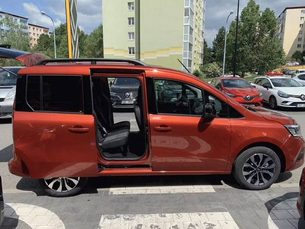 Renault Kangoo Techno TCe 130 - foto 9