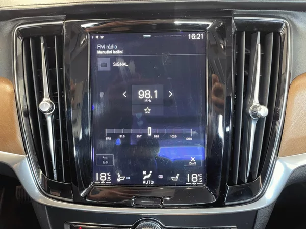 Volvo V90 2.0 T5,187kW,Inscription,DPH,K - foto 27