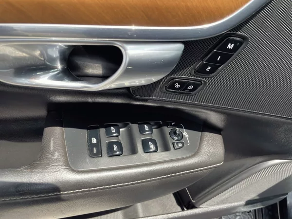Volvo V90 2.0 T5,187kW,Inscription,DPH,K - foto 34