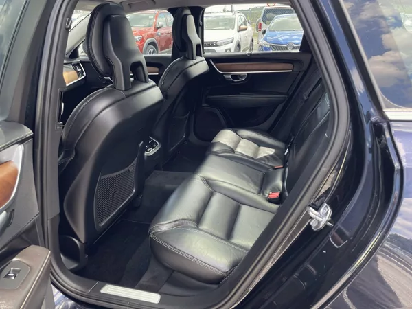 Volvo V90 2.0 T5,187kW,Inscription,DPH,K - foto 40