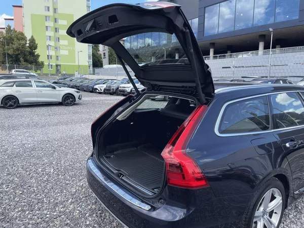 Volvo V90 2.0 T5,187kW,Inscription,DPH,K - foto 8