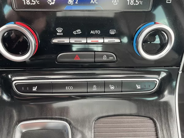 Renault Espace 1.6 dCi,118kW,Initiale Paris - foto 29
