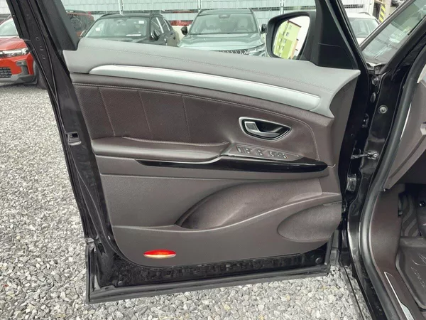 Renault Espace 1.6 dCi,118kW,Initiale Paris - foto 37