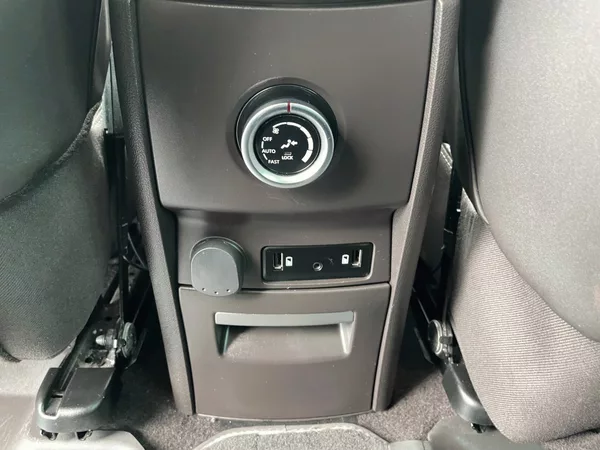 Renault Espace 1.6 dCi,118kW,Initiale Paris - foto 40