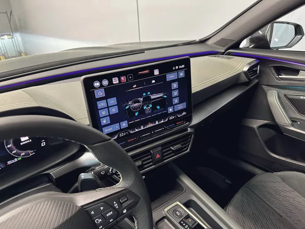 Cupra Formentor Tribe Edition 1.5 eTSI 150 DSG - foto 23