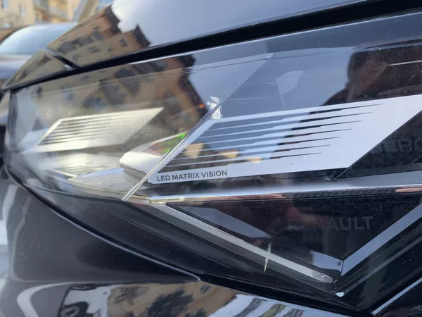 Renault Espace Iconic full hybrid E-Tech 200 - foto 4