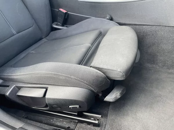 BMW Řada 1 118 D,2.0,105kW - foto 29