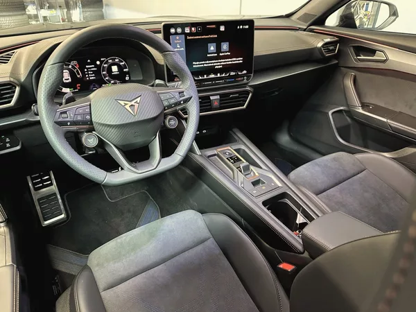 Cupra Formentor 1.5 eTSI 150k DSG *TAŽNÉ* - foto 11