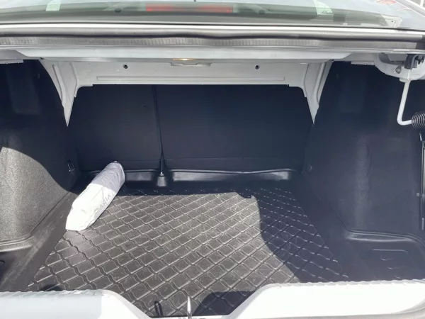 Dacia Logan 1.0 TCe,67kW,LPG,ČR,1.Maj - foto 10