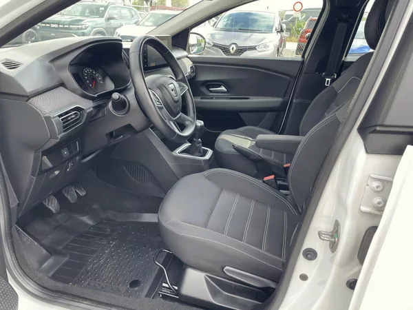 Dacia Logan 1.0 TCe,67kW,LPG,ČR,1.Maj - foto 12